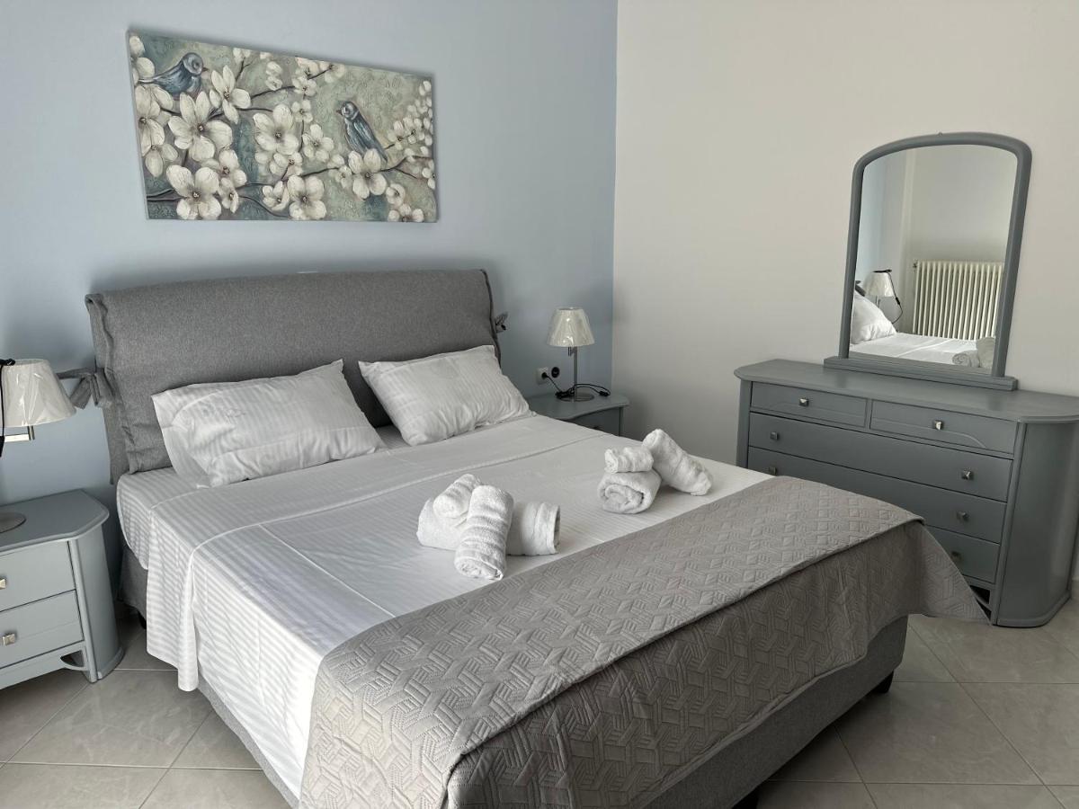 Luxury Apartment Amarynthos Eksteriør bilde