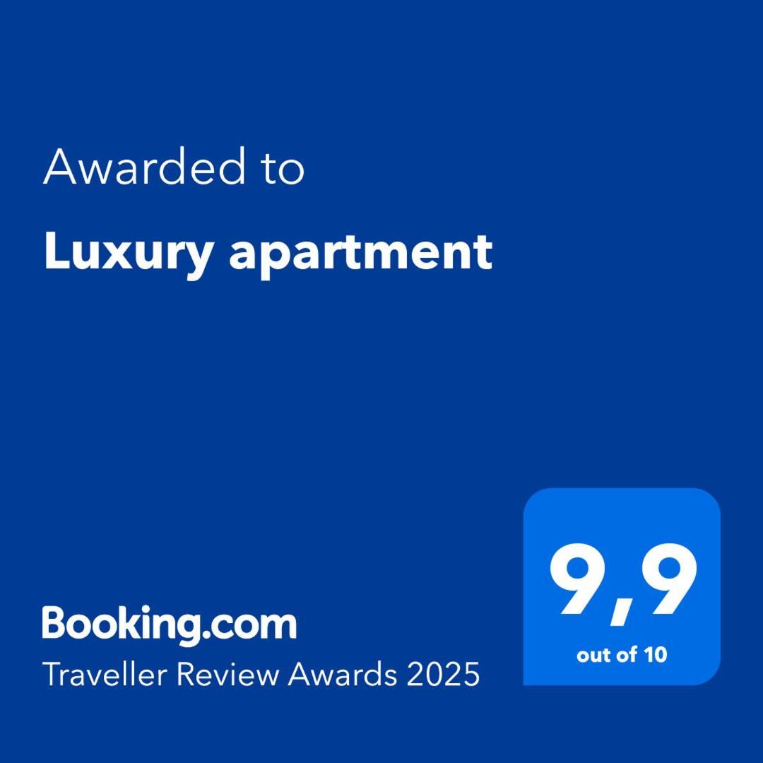 Luxury Apartment Amarynthos Eksteriør bilde